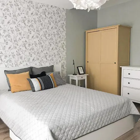 Apartment Pod Papugami Kolobrzeg-podczele