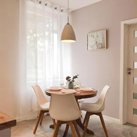 Apartment Pod Papugami Kolobrzeg-podczele Kolberg
